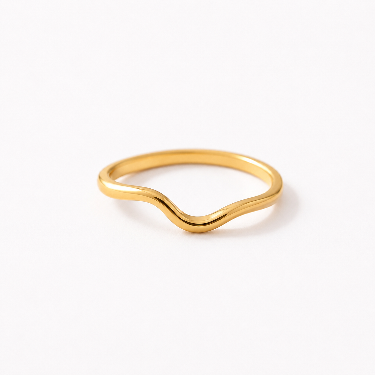 Minimal Gold Wave Ring