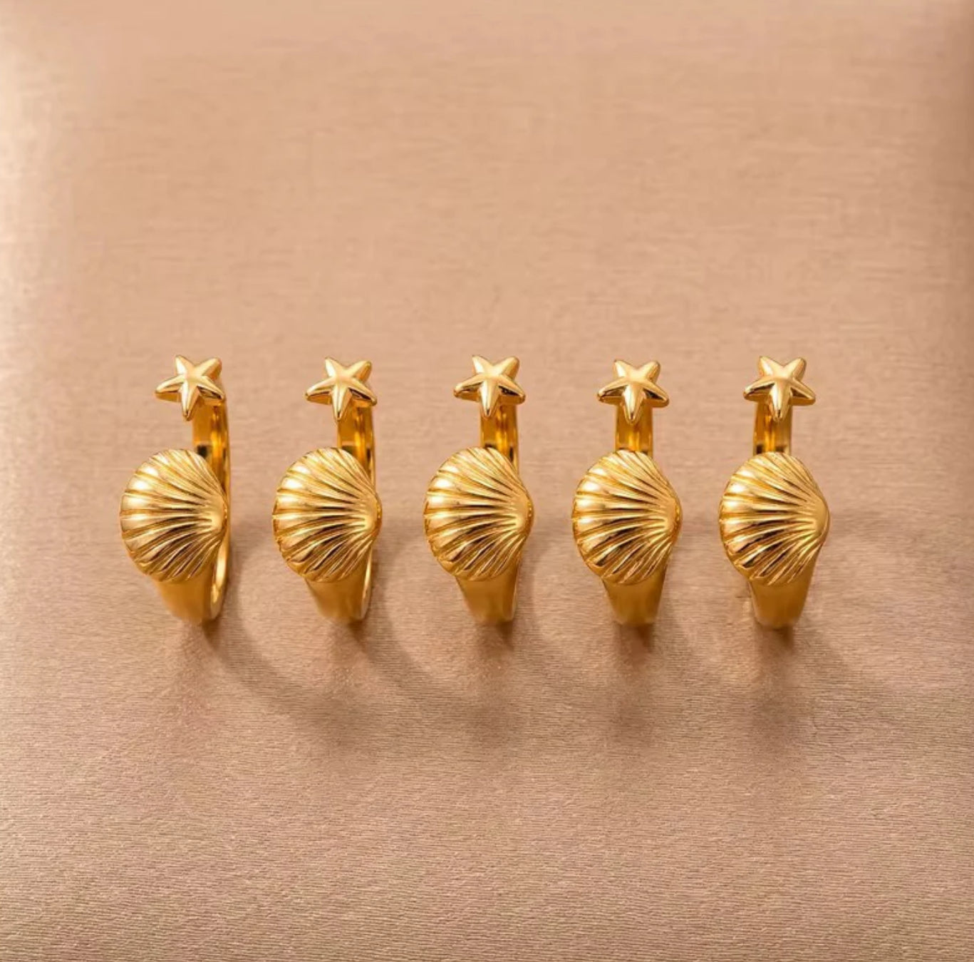 Star & Shell Open Adjustable Gold Ring