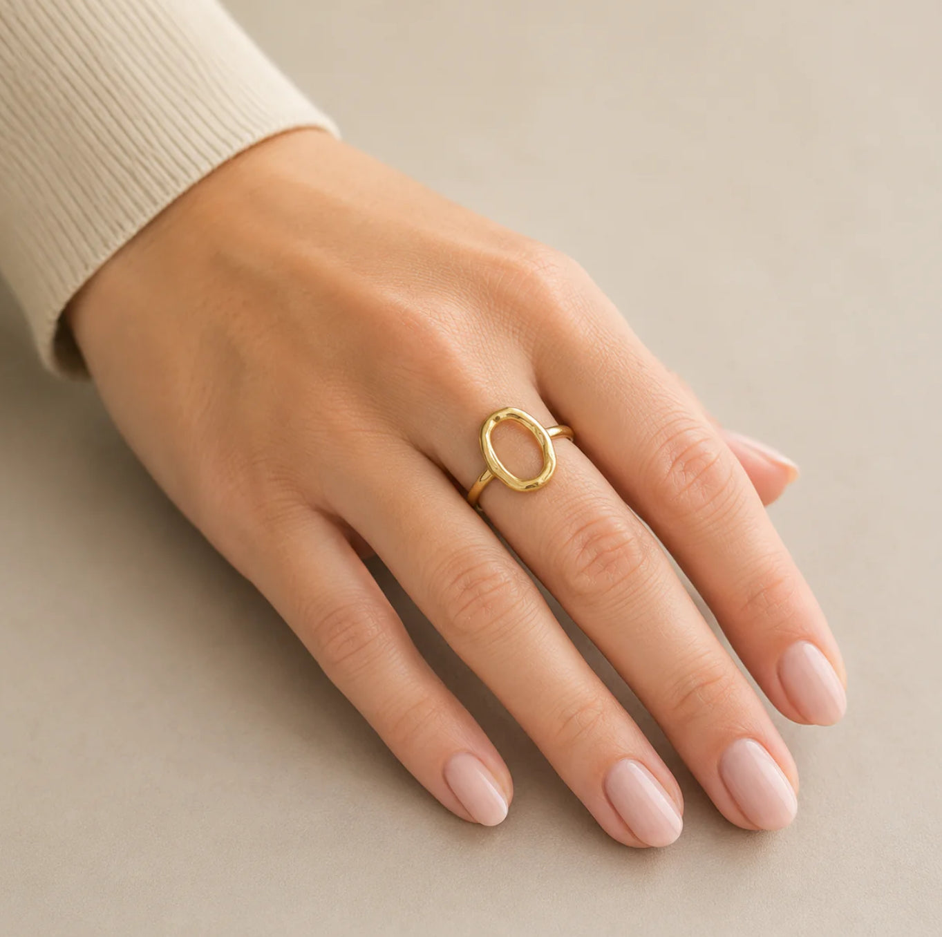 Minimal Gold Oval Ring